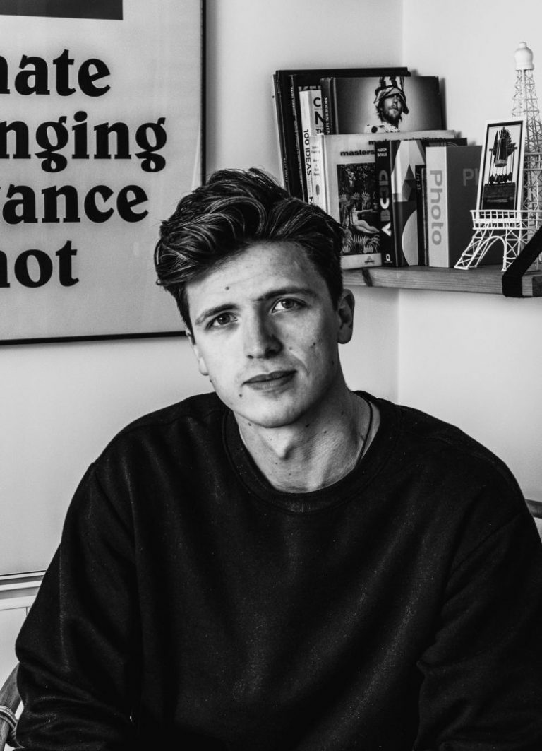 portrait of the performer Marco Oggian